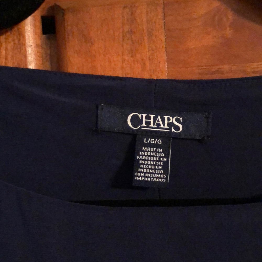 NWT Chaps navy blue with cream stripes on sides